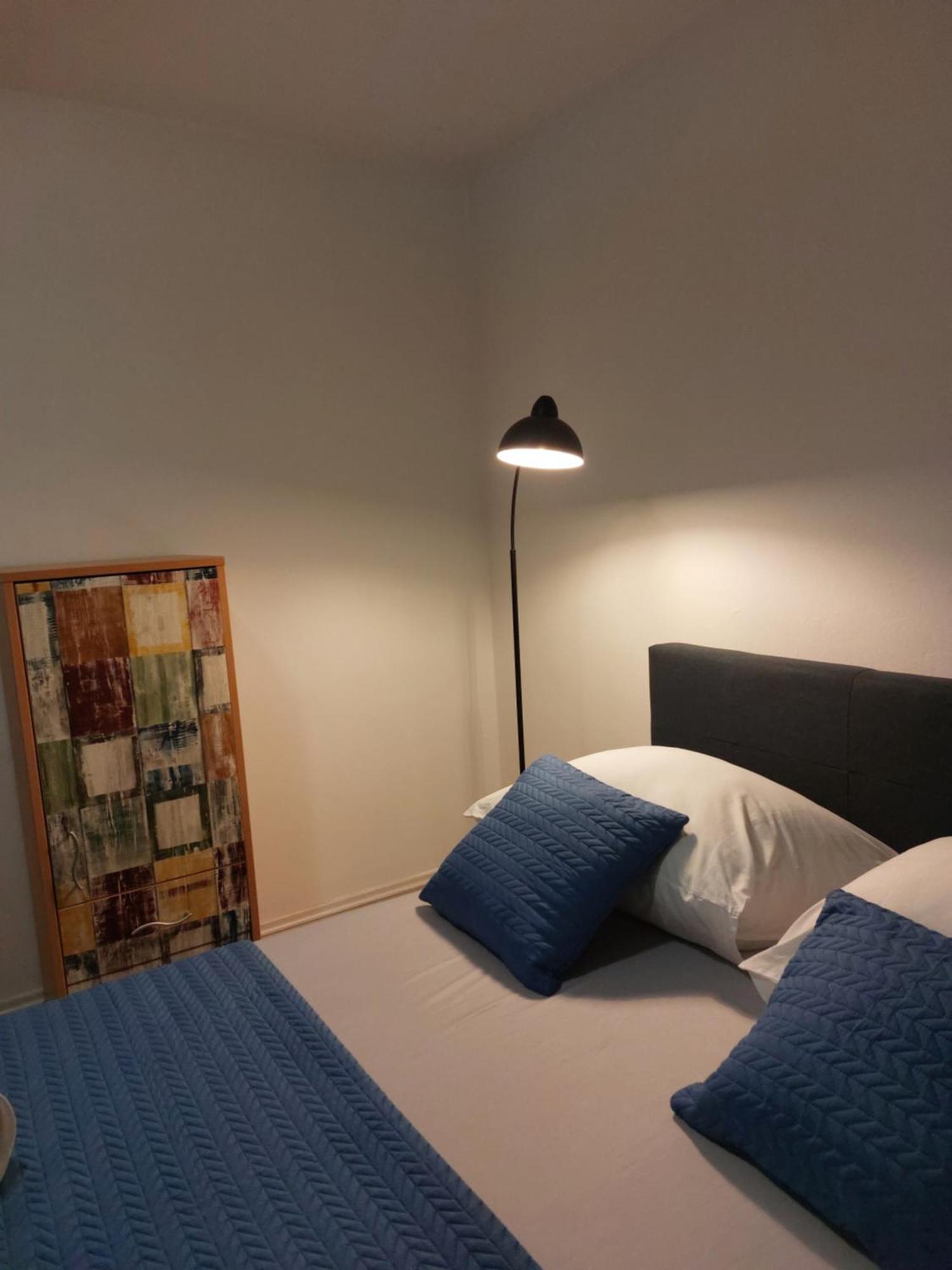 Apartment "None" Makarska Esterno foto